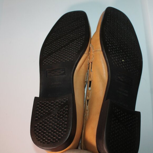 CC Hughes Cute Leather Flats Tan Size 11M *SH - Picture 5 of 6